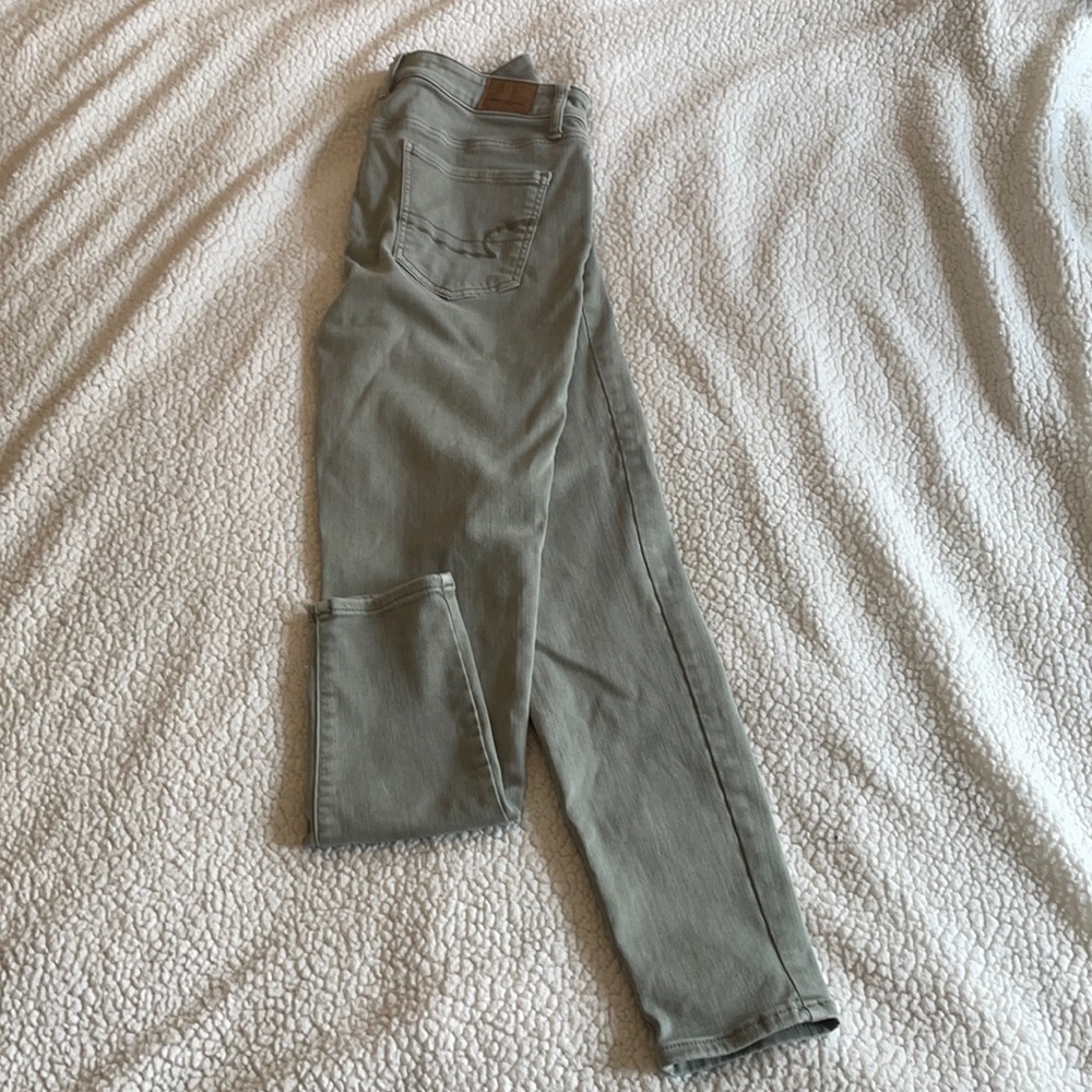 American Eagle hi-rise jegging